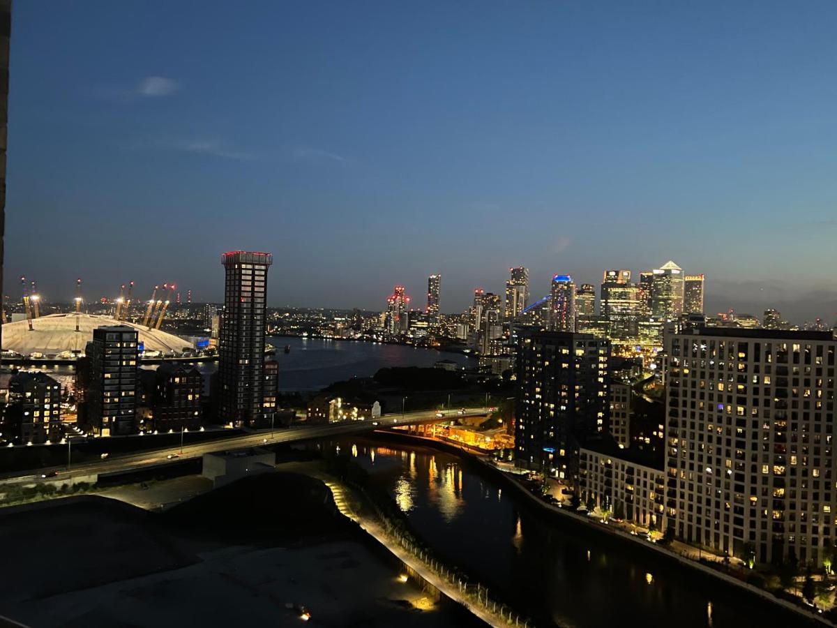דירות לונדון Ac Luxe Penthouse With Free Parking מראה חיצוני תמונה
