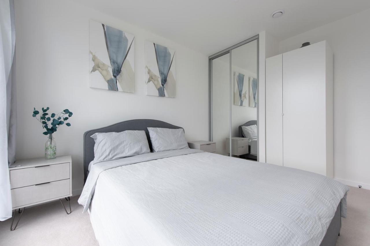 דירות לונדון Ac Luxe Penthouse With Free Parking מראה חיצוני תמונה